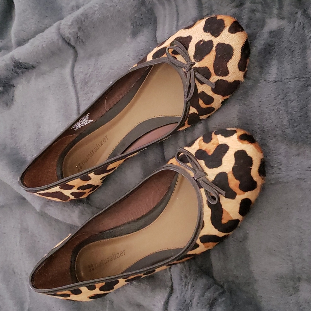Naturalizer animal print flats